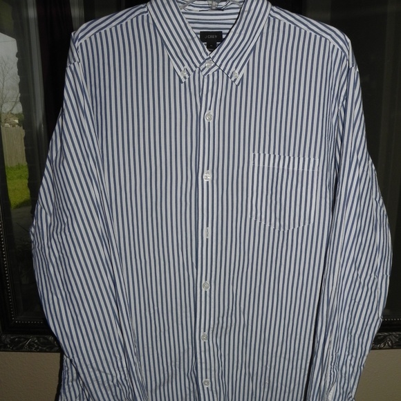 J. Crew Other - JCrew men's button up - blue and white XL slim